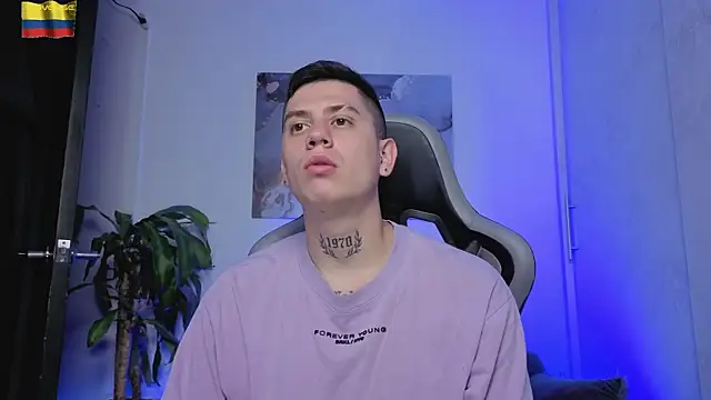 Snapshot of Yeiko_Romero_ chatting on 13, 4, 2026 Yeiko Romero online show from 13, 4, 2026