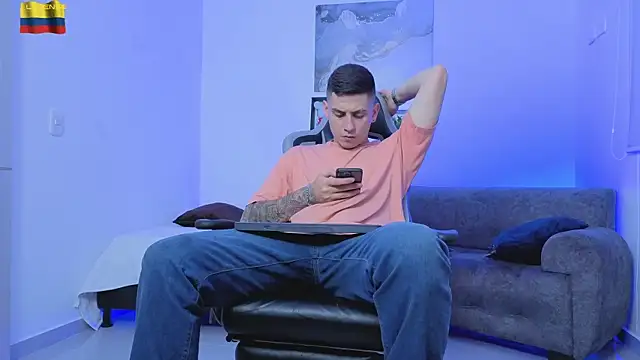 Snapshot of Yeiko_Romero_ chatting on 21, 4, 2026 Yeiko Romero online show from 21, 4, 2026