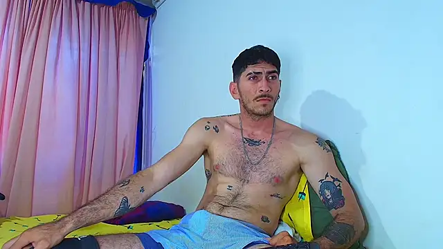 Snapshot of Thomass00 chatting on 18, 3, 2025 Thomass00 online show from 18, 3, 2025