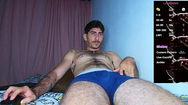 Snapshot of Thomass00 chatting on 12, 9, 2025 Thomass00 online show from 12, 9, 2025