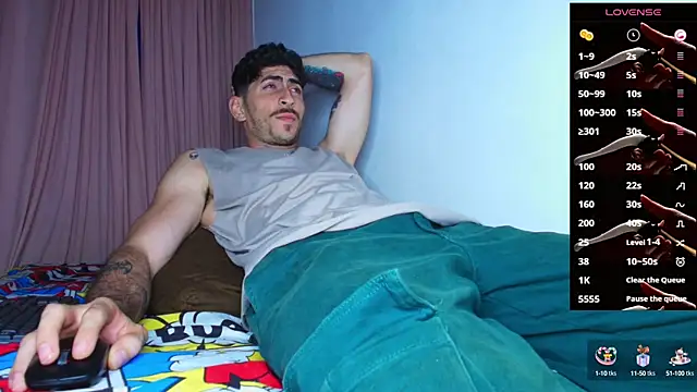 Snapshot of Thomass00 chatting on 21, 9, 2025 Thomass00 online show from 21, 9, 2025