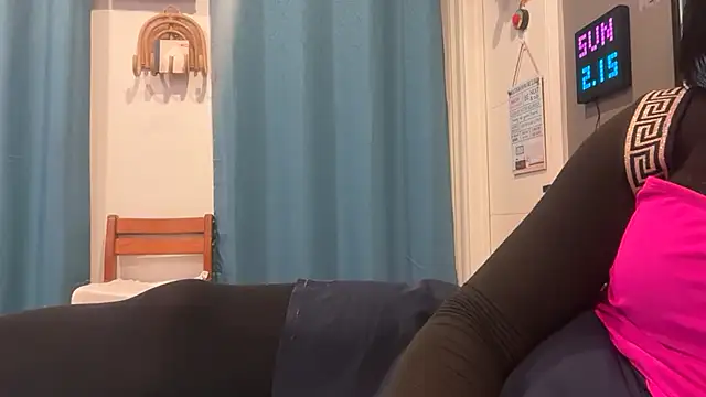 femsissyash online show from 15, 2, 2026