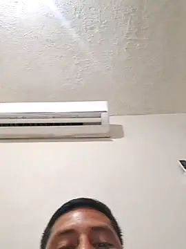 littleboyhot95 online show from 15, 9, 2025