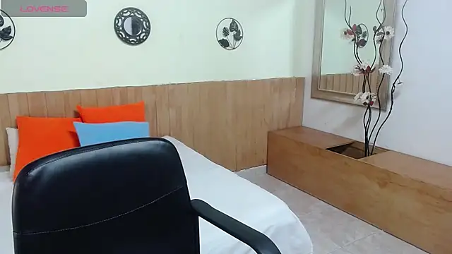 Suxxxy  online show from 25, 9, 2025