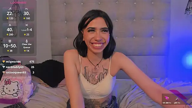 Zowi Hottiee online show from 3, 12, 2024