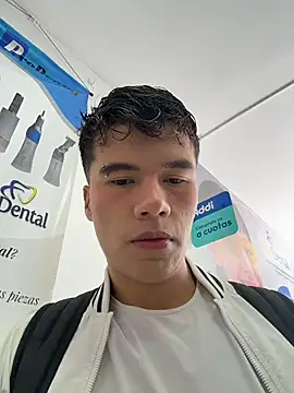 Snapshot of Logan_smith1 chatting on 5, 5, 2026 Logan smith1 online show from 5, 5, 2026