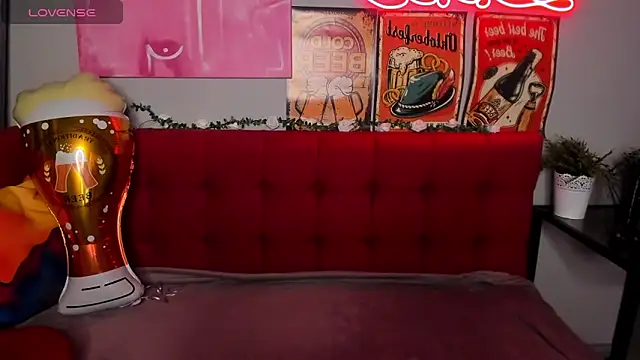 Snapshot of Diana_Garrett chatting on 25, 9, 2025 Diana Garrett online show from 25, 9, 2025