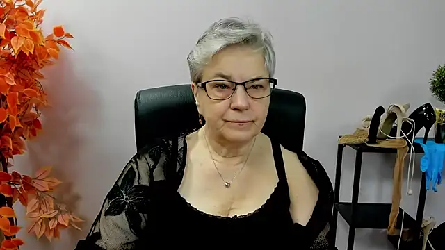 IrisDream online show from 27, 10, 2025