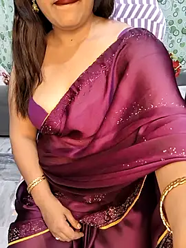 Cute-Raashii online show from 5, 11, 2025