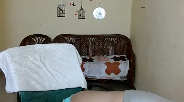 Amandaliss online show from 1, 1, 2025