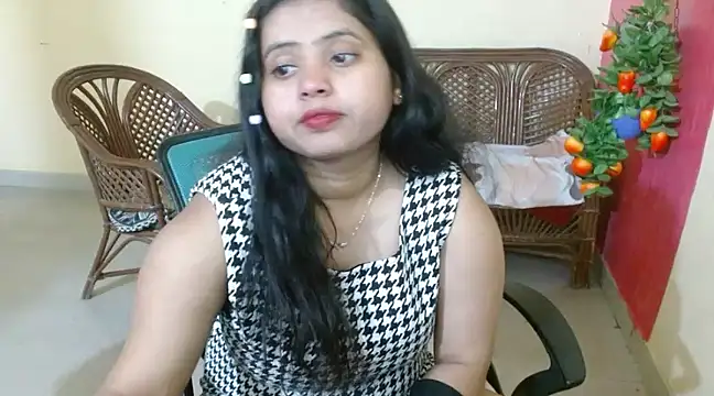 Amandaliss online show from 15, 2, 2025