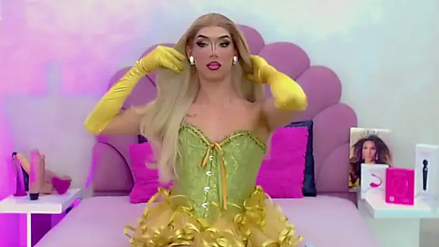 Snapshot of briana_sex32 chatting on 9, 3, 2026 briana sex32 online show from 9, 3, 2026