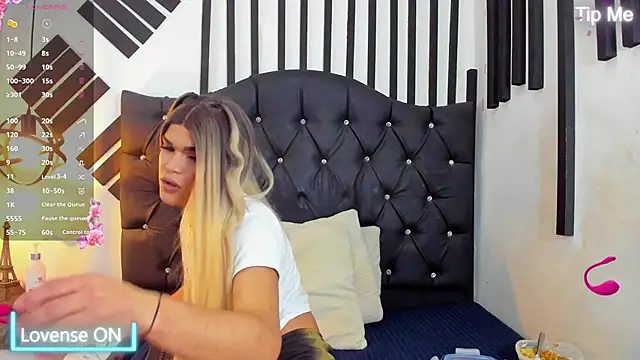 AllisonsweetZ online show from 11, 2, 2025