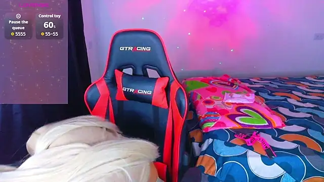 Snapshot of AllisonsweetZ chatting on 13, 2, 2026 AllisonsweetZ online show from 13, 2, 2026