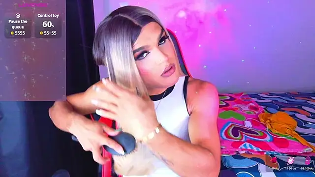 Snapshot of AllisonsweetZ chatting on 18, 2, 2026 AllisonsweetZ online show from 18, 2, 2026