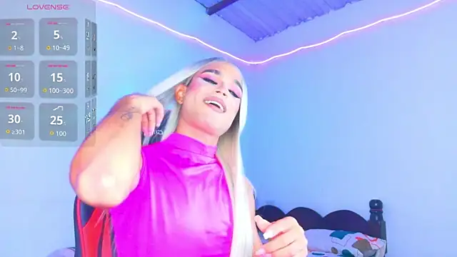 Snapshot of AllisonsweetZ chatting on 10, 4, 2026 AllisonsweetZ online show from 10, 4, 2026