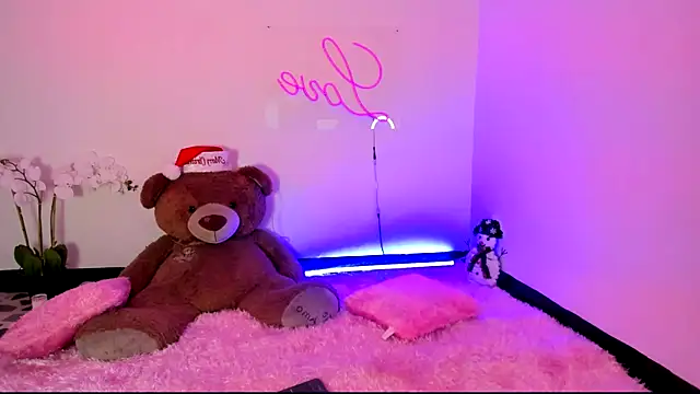 kendal scott1 online show from 21, 12, 2024