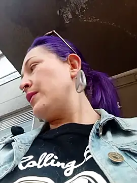 sophie banger online show from 8, 11, 2025