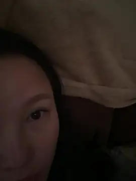 Snapshot of Krismil3 chatting on 3, 4, 2026 Krismil3 online show from 3, 4, 2026