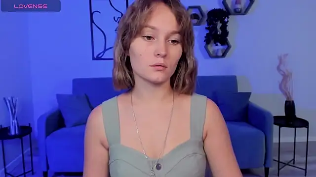 Snapshot of BritnieCute chatting on 30, 10, 2025 BritnieCute online show from 30, 10, 2025