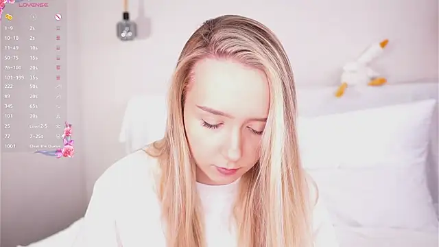 HollisBeckett online show from 4, 4, 2026