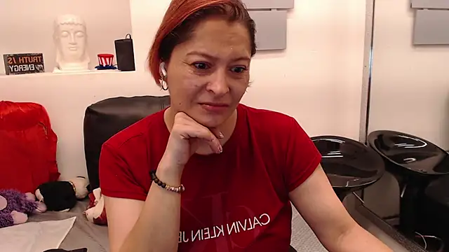 Snapshot of eva_twiss chatting on 7, 5, 2026 eva twiss online show from 7, 5, 2026