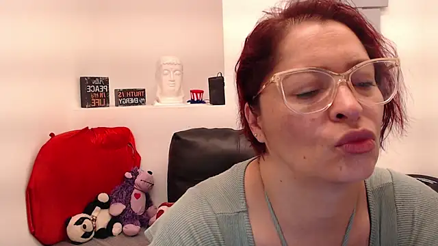 Snapshot of eva_twiss chatting on 25, 5, 2026 eva twiss online show from 25, 5, 2026