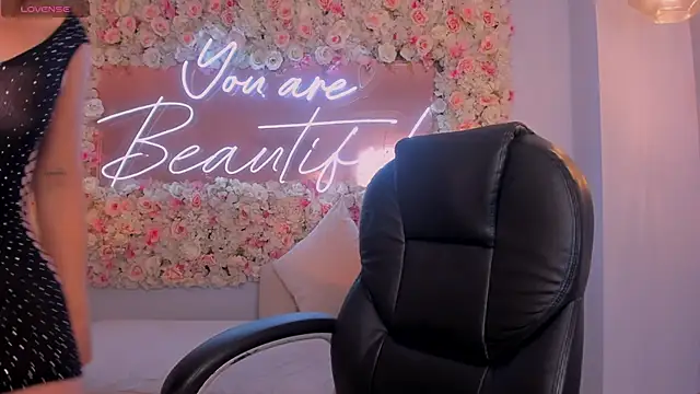 ChloePreston  online show from 16, 1, 2026