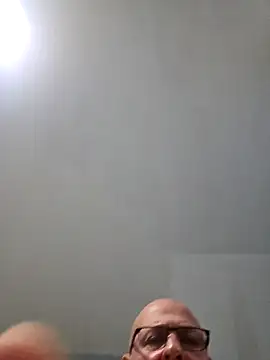 Snapshot of dickinyouto chatting on 1, 2, 2026 dickinyouto online show from 1, 2, 2026