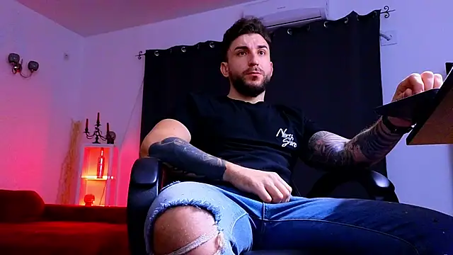 Snapshot of MightyAaron66 chatting on 1, 12, 2025 MightyAaron66 online show from 1, 12, 2025