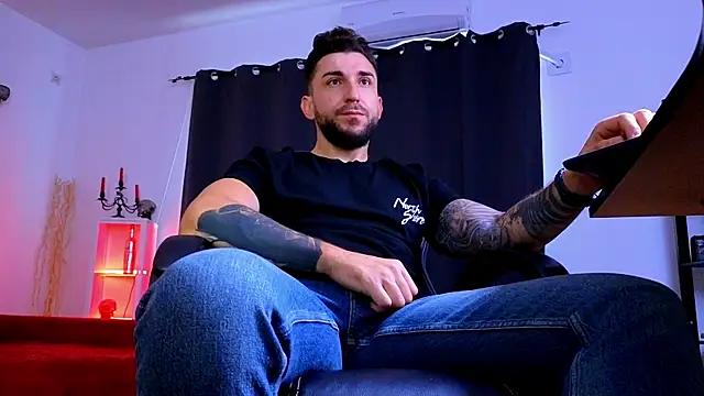 Snapshot of MightyAaron66 chatting on 6, 7, 2026 MightyAaron66 online show from 6, 7, 2026