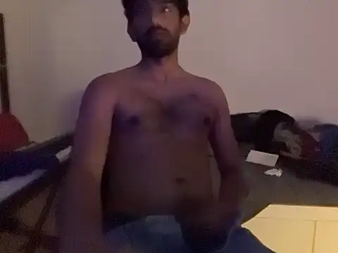 Snapshot of dominanthubby chatting on 24, 4, 2026 dominanthubby online show from 24, 4, 2026