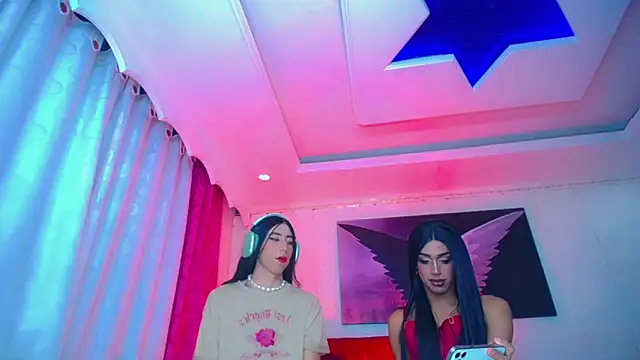 NahomiCamper online show from 16, 11, 2025