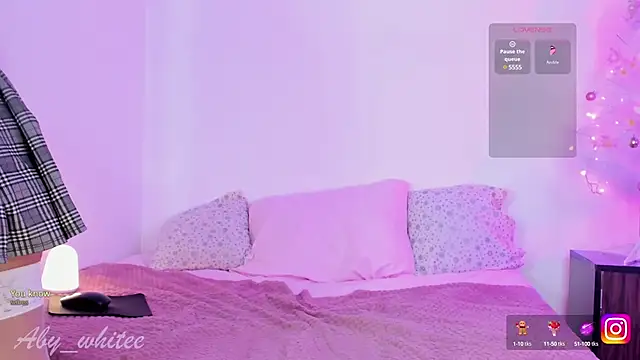 Snapshot of AbyWhitee chatting on 16, 12, 2024 AbyWhitee online show from 16, 12, 2024