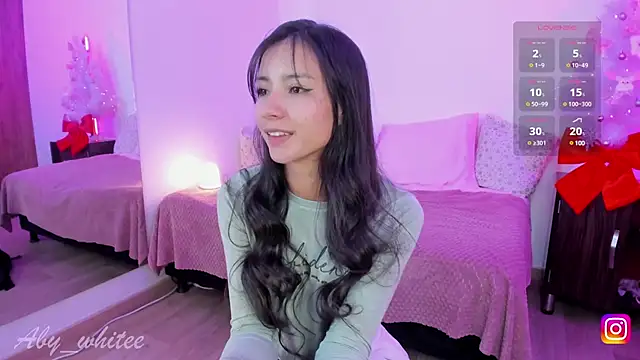 Snapshot of AbyWhitee chatting on 10, 1, 2025 AbyWhitee online show from 10, 1, 2025