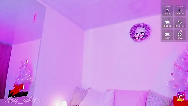 Snapshot of AbyWhitee chatting on 12, 1, 2025 AbyWhitee online show from 12, 1, 2025