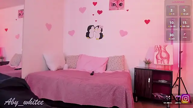 Snapshot of AbyWhitee chatting on 17, 3, 2025 AbyWhitee online show from 17, 3, 2025