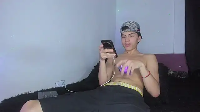 Snapshot of HeellBoy_ chatting on 12, 6, 2026 HeellBoy online show from 12, 6, 2026
