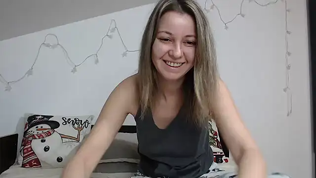 Snapshot of SweetMaddy888 chatting on 14, 12, 2024 SweetMaddy888 online show from 14, 12, 2024