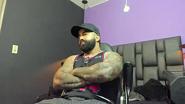 Lyon vach online show from 25, 2, 2026