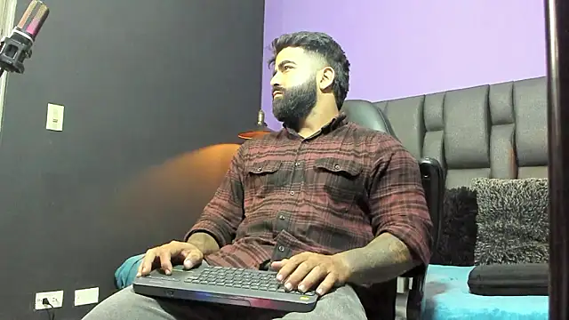 Snapshot of Lyon_vach chatting on 12, 3, 2026 Lyon vach online show from 12, 3, 2026