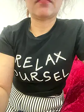 Snapshot of Cesywet chatting on 6, 10, 2025 Cesywet online show from 6, 10, 2025