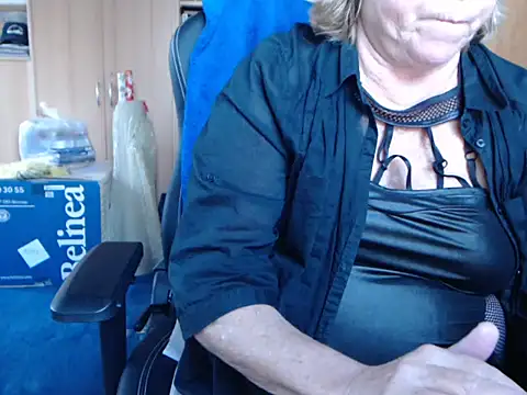 Snapshot of _sunshine__ chatting on 22, 11, 2025 sunshine online show from 22, 11, 2025