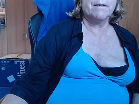 Snapshot of _sunshine__ chatting on 26, 11, 2025 sunshine online show from 26, 11, 2025