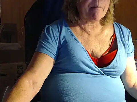 Snapshot of _sunshine__ chatting on 19, 12, 2025 sunshine online show from 19, 12, 2025