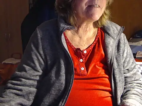 Snapshot of _sunshine__ chatting on 22, 12, 2025 sunshine online show from 22, 12, 2025