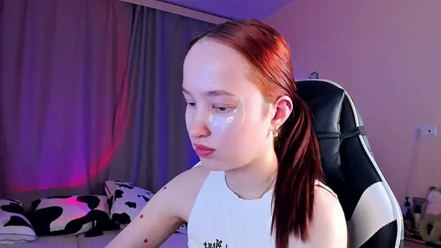 Snapshot of Hakory chatting on 2, 2, 2025 Hakory online show from 2, 2, 2025