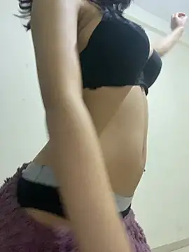 Snapshot of Farawla1237 chatting on 7, 2, 2025 Farawla1237 online show from 7, 2, 2025