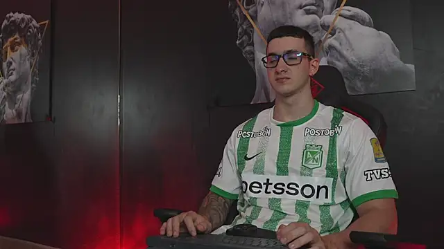 JacksonOlsenn online show from 11, 11, 2025