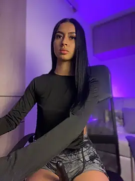 maddy bronw  online show from 12, 1, 2025